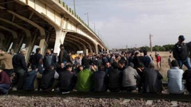 استدعاء 16 عامل معمل هبكو في أراك إلى المحكمةبسبب مشاركتهم في التجمعات الاحتجاجية