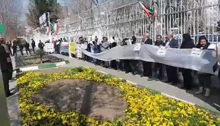 زيادة تدهور الوضع المعيشي للمواطنين الإيرانيين في ظل حكم الملالي السارقين