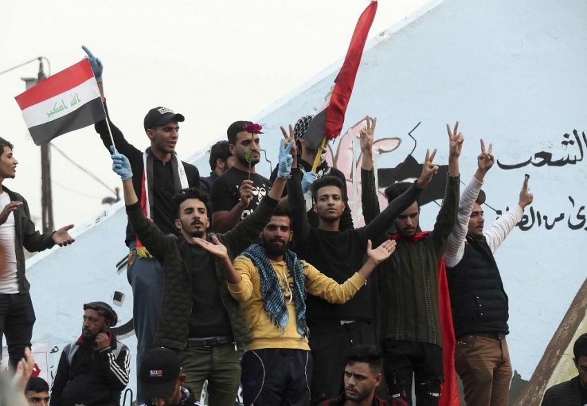 مشاركة المحافظات السنية في الاحتجاجات العراقية تنهي الانقسام الطائفي