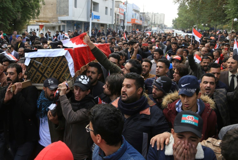 تصاعد وتيرة الاحتجاجات في العراق رغم اغتيال ناشط مدني بارز