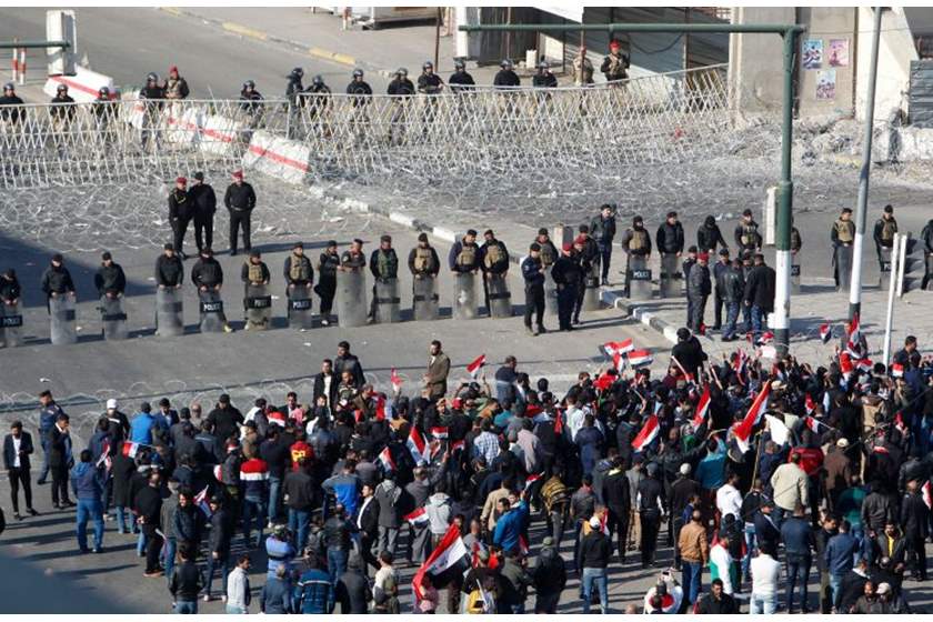 متظاهرو العراق يتحدون الطقس.. والاحتجاجات في تصاعد