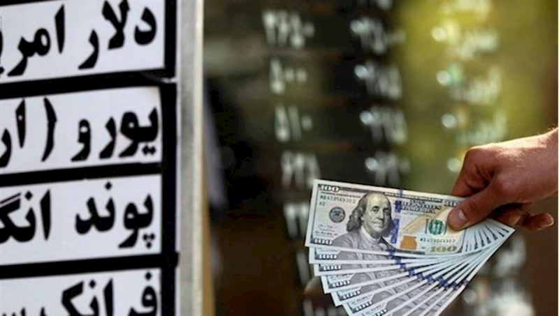 أيران ... قفزة في سعر الدولار اكثر من 16000 تومان في طهران