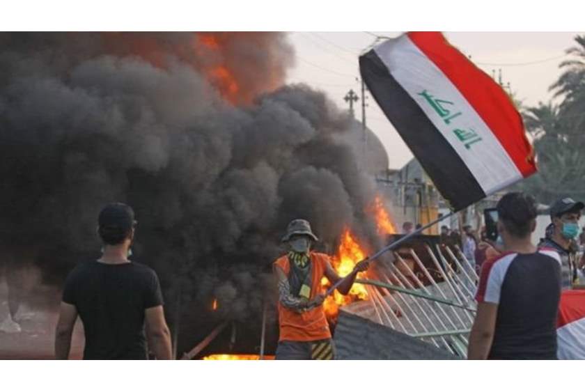 متظاهرو العراق يعيدون نصب خيامهم وسط بغداد.. ومطالبات بوقف مسلسل قتل واختطاف الصحفيين والإعلاميين