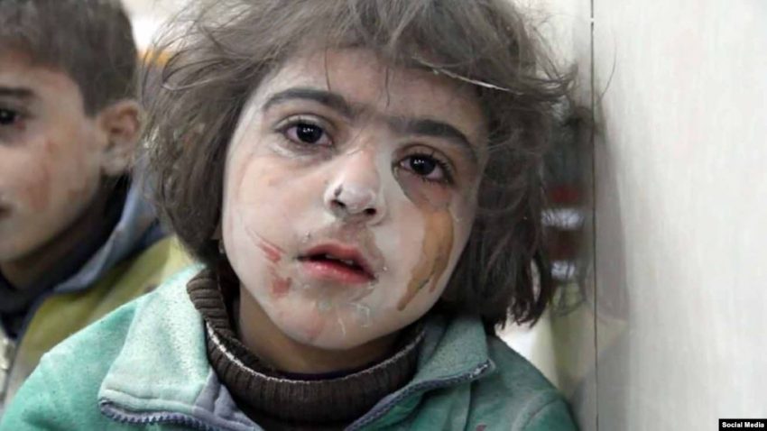 مخرجة سورية تطالب العالم بتذكر مأساة إدلب مع تفشي كورونا