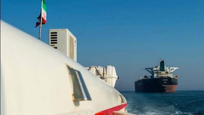 إيران..هبوط صادرات النفط الإيرانية إلى أدنى مستوى منذ عقود