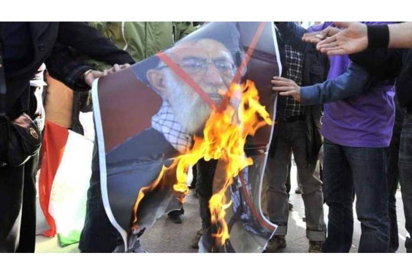 "اخجل يا خامنئي واترك الحكم".. الاحتجاجات الإيرانية تعود بقوة بسبب التردي الاقتصادي