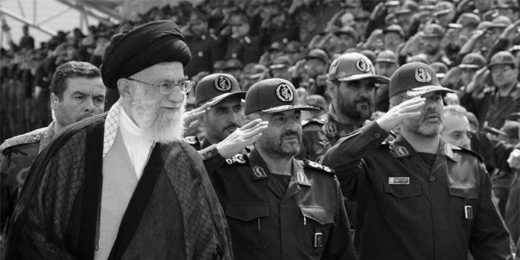 النظام الإيراني يكثف تحذيراته من فيروس كورونا لمواجهة التهديد المتصاعد بالاضطرابات العامة