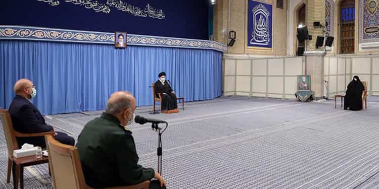 خامنئي یحوّل حلاوة فوز بايدن إلی مرارة بالنسبة لروحاني!
