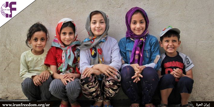 أطفال إيران يعيشون حالة من الجفاف وتلوث الهواء والظلم