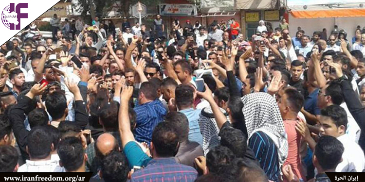الاحتجاجات اليومية في إيران تشير إلى عدم استقرار النظام