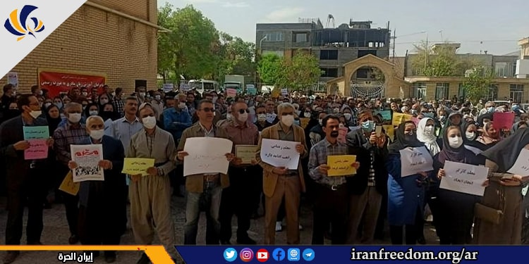 إيران.. اعتقال أكثر من 200 مدرس خلال الشهرين الماضيين