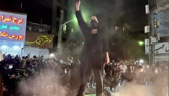 احتجاجات إيران وعزم الشعب الصاعد: كيف سيستجيب العالم؟