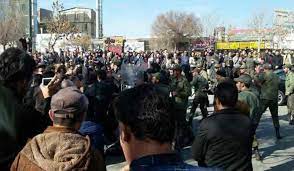 تزايد الاحتجاجات الإيرانية مطالبين بالدعم الدولي وسط حالة من القمع المتزايد