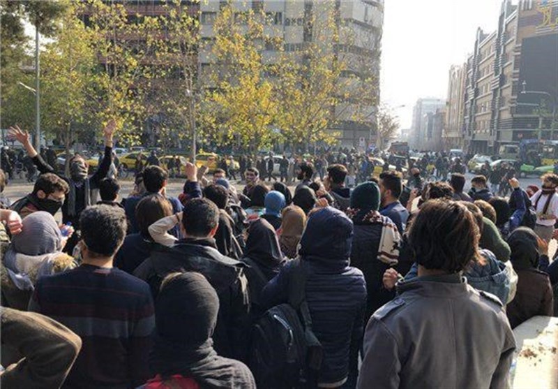 السامرائي :نشد على يد ثوار ايران وندعمهم ونعاهدهم بثورة العراق الكبرى