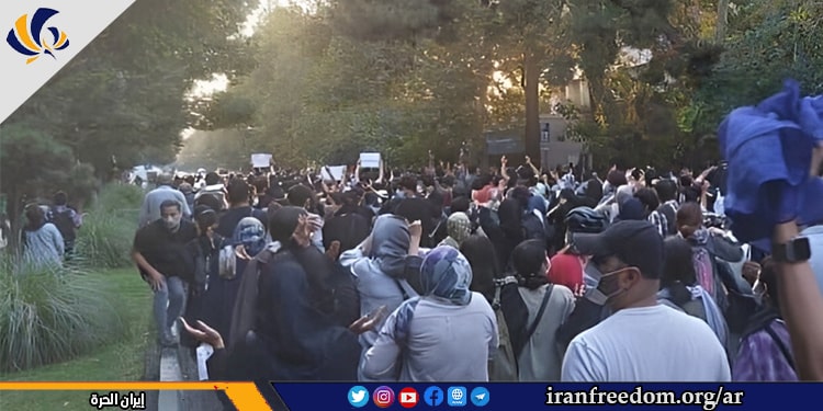 ثورة إيران: الملالي ورواية عفاها الزمن "إما نحن أو الفوضى"