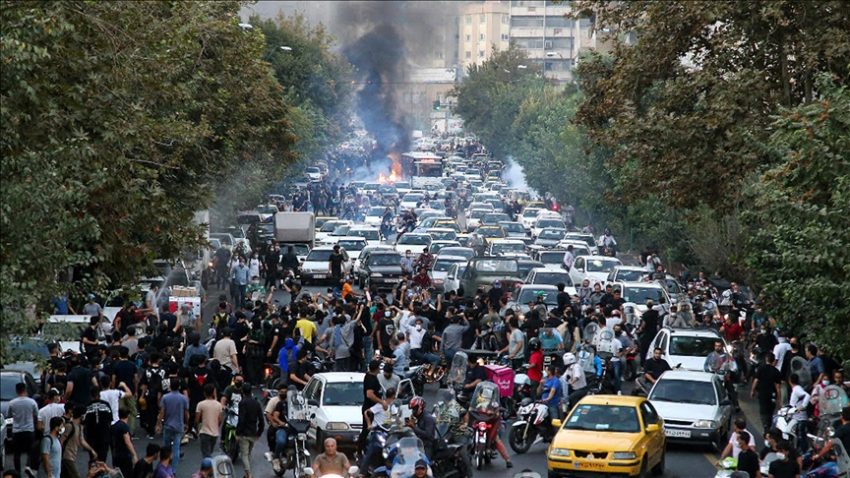 مونديال الانتفاضة في إيران