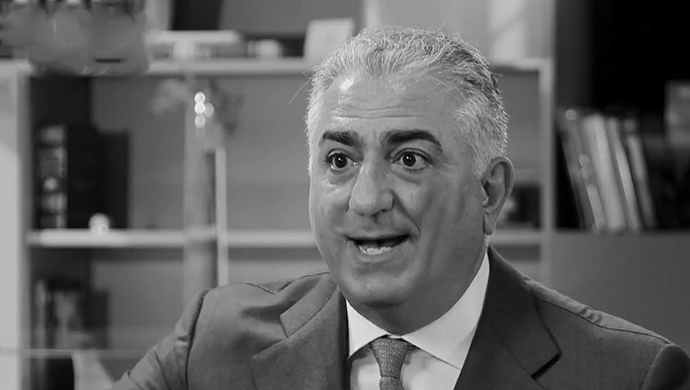 أمير إيران السابق بين الآمال والمحظور