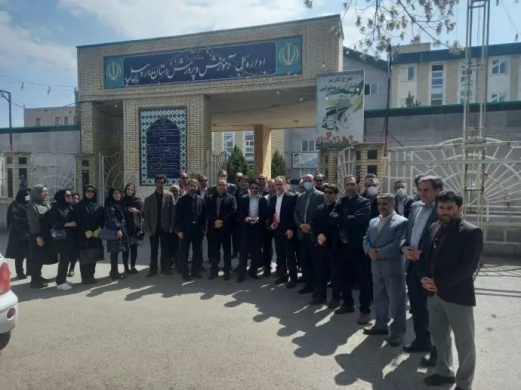 المعلمون في جميع أنحاء إيران ينظمون احتجاجات كبيرة مع استمرار الانتفاضة