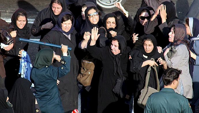 الحرمان من التعليم؛ وجها آخر لإستعباد وقتل المرأة في إيران