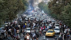 خوف النظام الإيراني من النساء والشباب والانتفاضات الجديدة