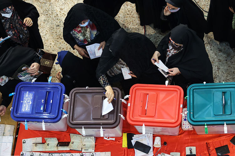 الانتخابات البرلمانية الإيرانية: ملحمة اللامبالاة مع مشاركة أقل من 8%