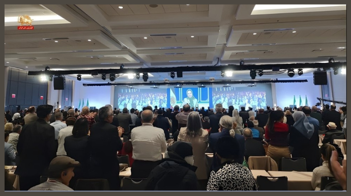 "حان وقت إسقاط النظام": "جاست ذا نيوز" تبث مباشرةً مؤتمر "إيران حرة 2025" ومريم رجوي تعلن وصول نظام طهران إلى "أواخر شتائه" تصدرت الدعوة إلى الإسقاط الوشيك لنظام ولاية الفقيه الأجواء في مؤتمر "إيران حرة 2025" الذي عُقد في واشنطن، والذي حظي بتغطية إعلامية واسعة، بما في ذلك بث مباشر من وكالة "جاست ذا نيوز" الأمريكية.