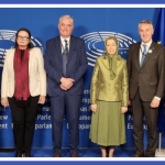 مؤتمر في البرلمان الأوروبي تضامناً مع الشعب الإيراني من أجل السلام والأمن العالميين عقد يوم الأربعاء 10 ديسمبر مؤتمر في البرلمان الأوروبي بحضور السيدة مريم رجوي، الرئيسة المنتخبة للمقاومة، التي ألقت كلمة ومشاركة نواب من البرلمان الأوروبي وشخصيات سياسية.