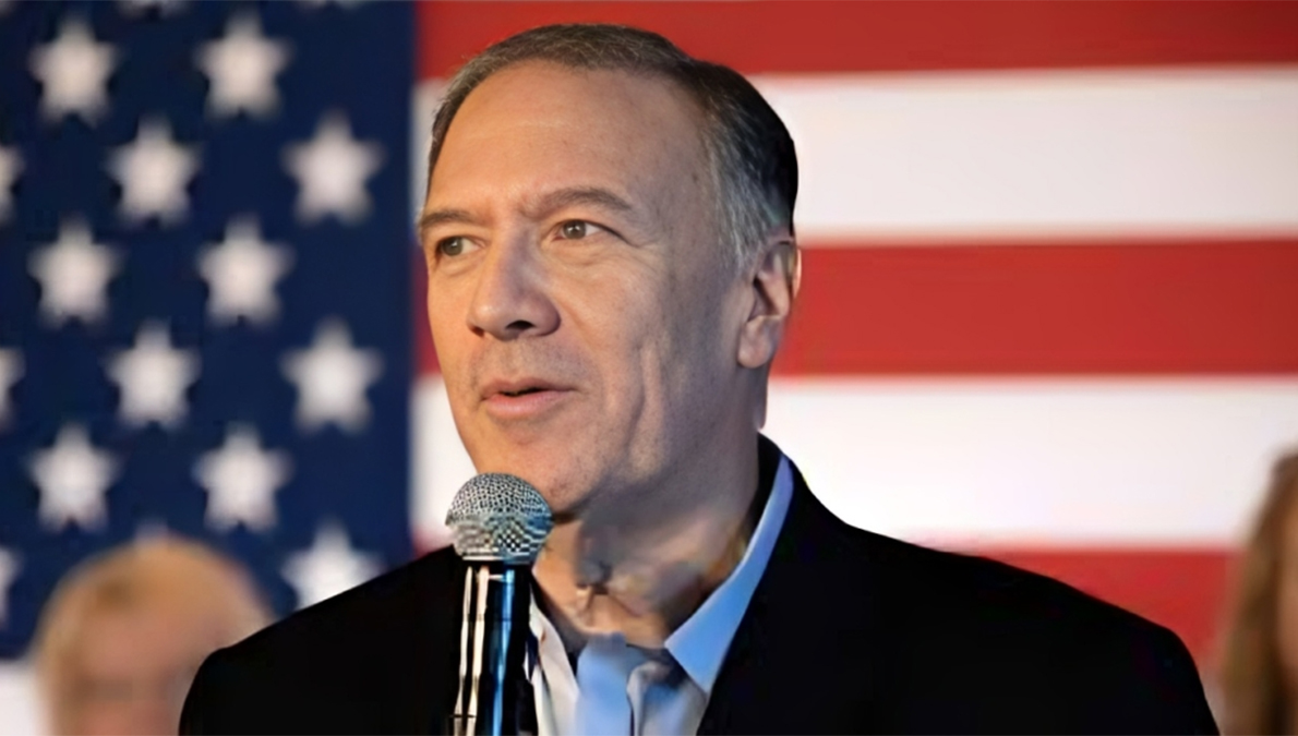 دعم دولي صريح للشارع الإيراني: بومبيو يؤكد أن زمن حكم الملالي يجب أن ينتهي مع اتساع رقعة الاحتجاجات الشعبية في إيران وتصاعد الغضب في الشوارع، برزت مواقف دولية واضحة داعمة للمنتفضين، أكدت أن ما يجري ليس أزمة عابرة، بل نتيجة مباشرة لعقود من الفساد والتطرف وسوء الإدارة.