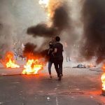 تقریر عن اليوم الثالث عشر للانتفاضة الوطنیة الجماهير الإيرانية تكسر حاجز الخوف وتسيطر على شوارع طهران والمدن الكبرى متحدية تهديدات خامنئي وقمع "حرس النظام" بحرق المقرات وشعارات "عام الدم"