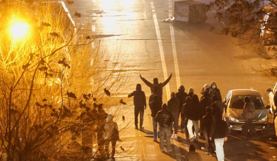 إسقاط النظام يؤدي إلى قطع رأس الأفعى