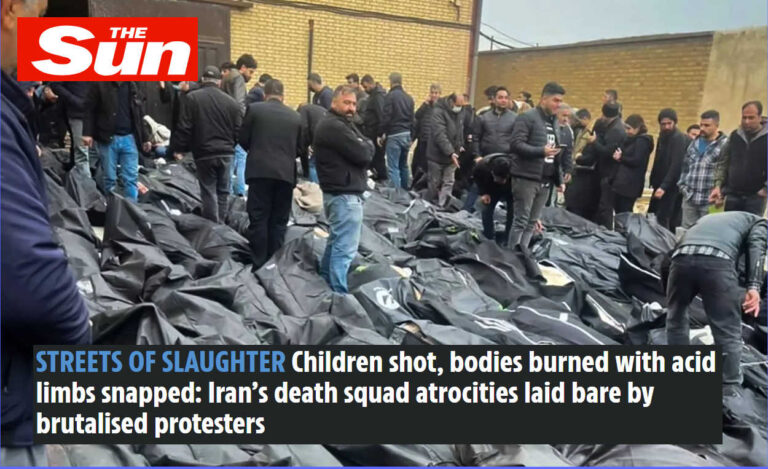 تقرير مروع لـ "ذا صن": أطفال يُقتلون بالرصاص وجثث تُحرق بالأسيد.. العالم لم يدرك حجم "الكارثة" في إيران بعد نشرت صحيفة "ذا صن" (The Sun) البريطانية تقريراً استقصائياً صادماً يكشف عن فظائع يندى لها الجبين ترتكبها قوات النظام الإيراني لقمع الانتفاضة الشعبية المستمرة