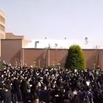 الجامعة الإيرانية: خندق الوعي المنيع في وجه نظام الشاه ونظام الملالي في شتاء عام 2026، وبينما لم تجف بعد دماء شهداء مجازر يناير، تحولت ساحات الجامعات الإيرانية مجدداً إلى برلمانات شعبية تصوغ مستقبل البلاد.