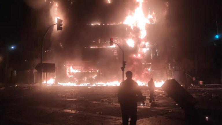 شيراز بعد كسر التعتيم الرقمي: تقارير ميدانية تكشف حرب شوارع شرسة