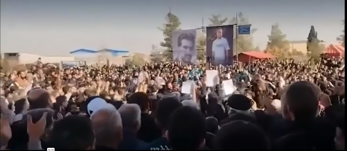 من رمزية الحداد إلى اختبار تماسك النظام أربعينية شهداء يناير 2026 كأداة تعبئة سياسية تشكل رسالة السيدة مريم رجوي بمناسبة أربعينية شهداء انتفاضة يناير 2026 لحظة سياسية تتجاوز البعد العاطفي إلى مستوى إعادة تأطير الصراع بين الشارع الإيراني ونظام ولاية الفقيه.