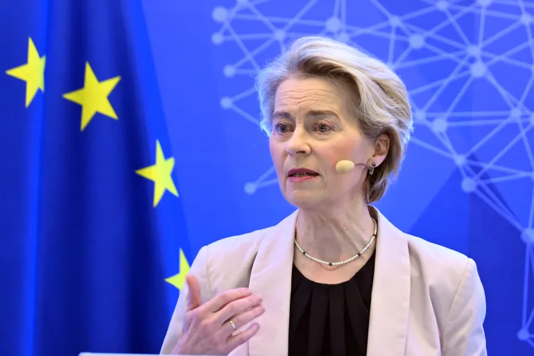 رئيسة المفوضية الأوروبية: لا ينبغي ذرف قطرة دمع واحدة على النظام الإيراني القمعي وجهت رئيسة المفوضية الأوروبية، أورسولا فون دير لاين، يوم الاثنين 9 مارس، انتقادات لاذعة للطبيعة القمعية للنظام الإيراني