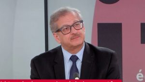 لإذاعة أوروبا 1: الشعار المركزي للانتفاضة هو الموت للطاغية، سواء كان الشاه أو الملالي إجماع وطني على إسقاط النظام بجميع تنوعاته في مقابلة مهمة مع إذاعة أوروبا 1 الفرنسية، أكد أفشين علوي، عضو المجلس الوطني