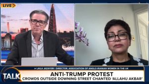 ناشطة إيرانية: التغيير في إيران ممكن ونطالب الغرب بالاعتراف بحقنا في الدفاع عن النفس في ظل التوترات السياسية وتظاهر أنصار النظام الإيراني خارج مقر الحكومة البريطانية في داونينغ ستريت