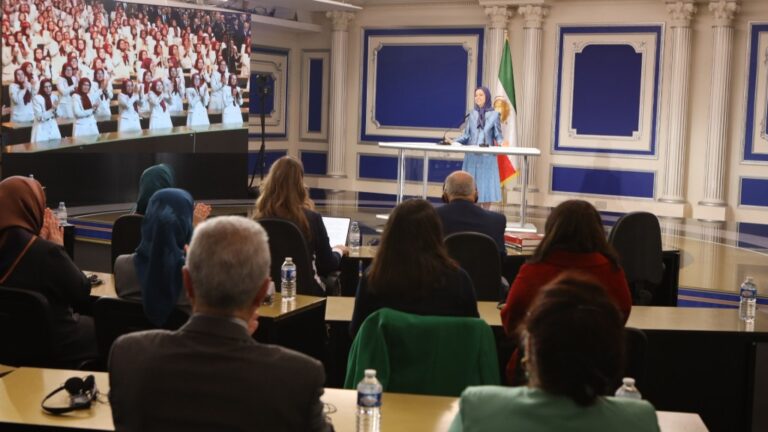 مريم رجوي: جبهة ‘لا لنظام الشاه ولا لنظام الملالي’ شرط ضروري لإسقاط النظام الكهنوتي في الحرب الأخيرة، جربت دول المنطقة بمرارة شديدة كيف أن هذا النظام،