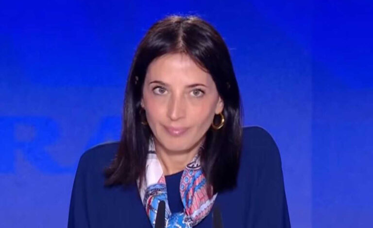 نايكة غروبيوني: مريم رجوي تمثل أمل الإيرانيين وخطة النقاط العشر تقدم رؤية موثوقة لإيران الديمقراطية استضاف البرلمان الإيطالي، في 17 يوليو/تموز، مؤتمراً موسعاً بعنوان «أزمة إيران: الحل الديمقراطي للمستقبل»،