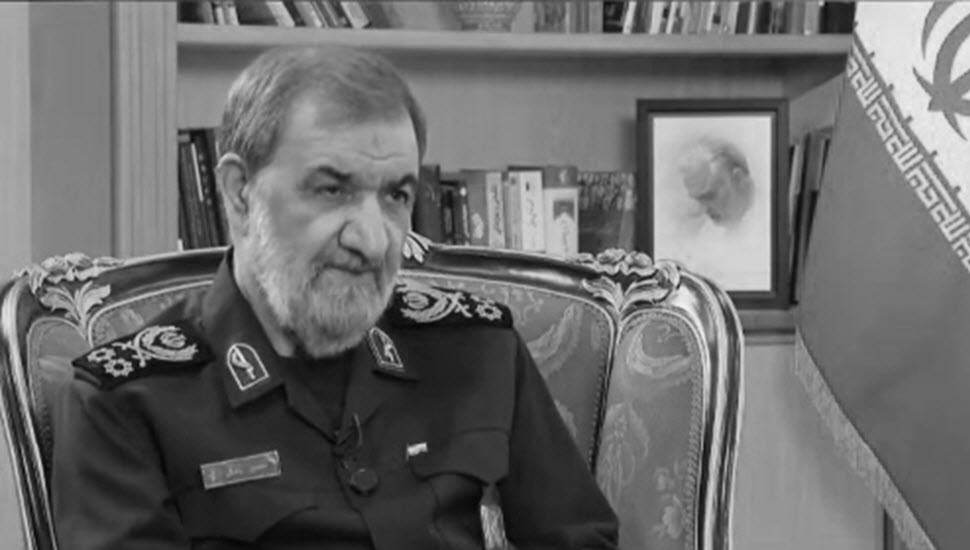 محسن رضائي يدعو إلى امتلاك السلاح النووي ويهدد بإغلاق مضيق هرمز في تصعيد جديد أطلق محسن رضائي، أمين المجلس الأعلى للأمن القومي الإيراني، تصريحات لافتة حملت رسائل تصعيدية بشأن البرنامج النووي الإيراني