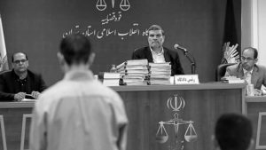الإعدامات العلنية في إيران.. لماذا يراهن الولي الفقيه الجديد على سياسة المشانق؟ أثارت الإعدامات العلنية التي نفذها النظام الإيراني بحق عدد من الشبان في ميدان عليخاني بمدينة أصفهان موجة