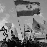 يتناول التقرير تراجع العمق الإستراتيجي للنظام الإيراني وانعكاسات خسارة نفوذه الإقليمي على وضعه السياسي والأمني وتزايد عزلته الخارجية.