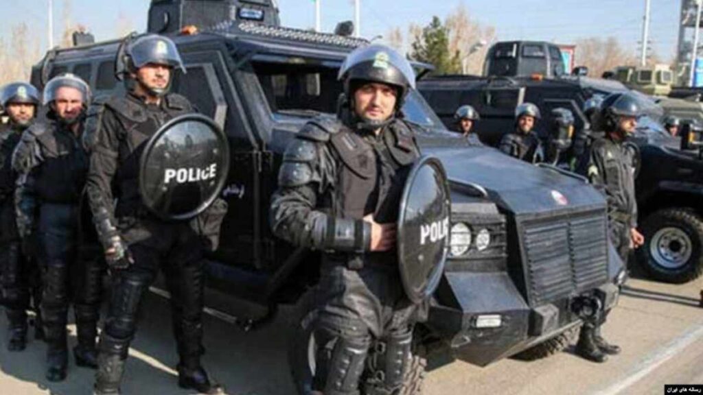 الانتفاضة في إيران وسط استنفار أمني وتشديد إجراءات القمع