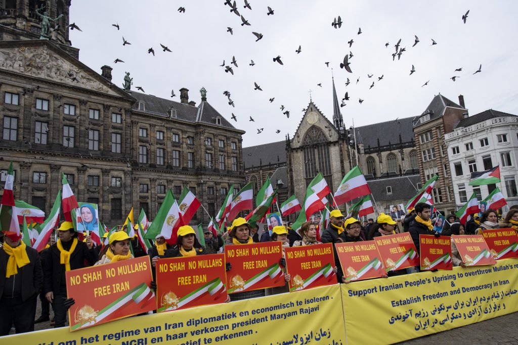 ME supporters held a rally in Amsterdam in support of the Iran protests. They echoed the Iranian peopel's will to boycott reigime's upcoming elections.