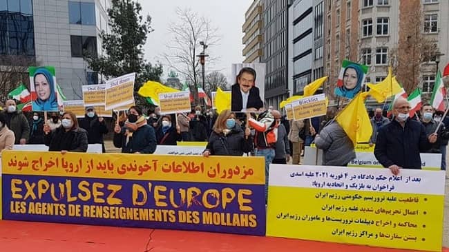 Brussels, 22 February 2021: Iranians, supporters of the National Council of Resistance of Iran (NCRI) and Peoples Mojahedin Organization of Iran (PMOI/MEK) held a rally in Schuman Square, Brussels, urging European leaders to adopt a firm policy vis-à-vis the Iranian regime. Participants also echoed the Iranian people’s desire and voice for regime change.
