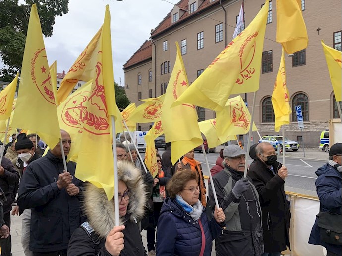  Iranians, MEK Supporters Rally in Stockholm — September 17, 2021–2 