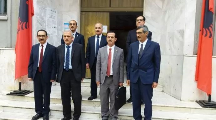 Hassan Ashrafian with other plaintiffs in front of the Durrës Court in Albania — Nov 18, 2021