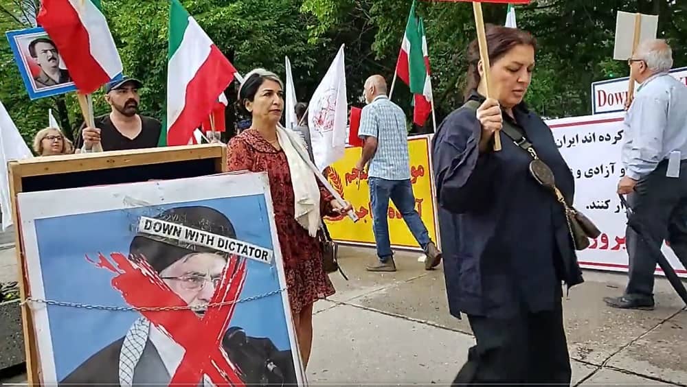 Freedom-loving Iranians, MEK Supporters Holding Rally in Toronto to Support Iran Protests Across Iran