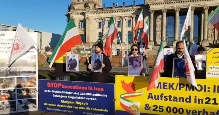 Berlin—November 6, 2022: Freedom-loving Iranians and supporters of the People's Mojahedin Organization of Iran (PMOI/MEK) continue to sit-in and rally in front of the Bundestag in solidarity with the Iranian people's uprising and political prisoners.