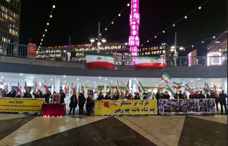 Stockholm—November 4, 2022: Freedom-loving Iranians and supporters of the People's Mojahedin Organization of Iran (PMOI/MEK) continue to sit-in and rally in solidarity with the Iranian people's uprising and political prisoners.